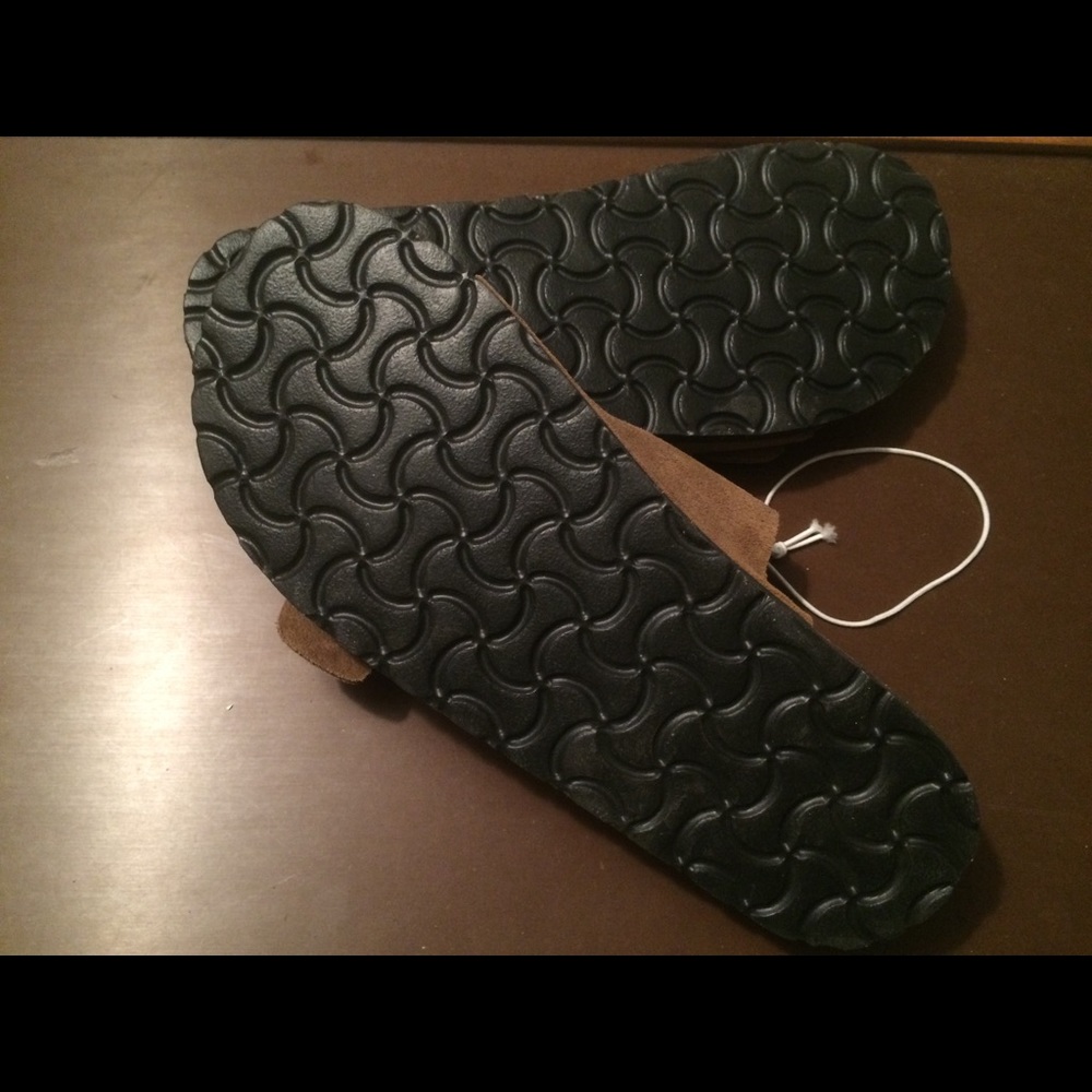 Sandals - Picture 2 of 2